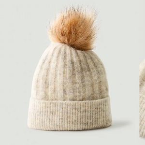Aritzia- Pom Cuff Beanie